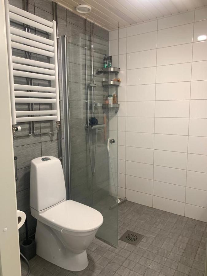 Modern One Bedroom Apartment Nearby Airport ヴァンター エクステリア 写真